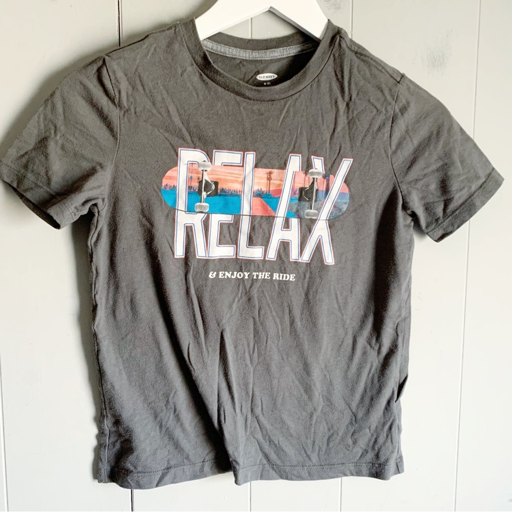 OLD NAVY Relax Skateboard Graphic Tee Youth M (8)